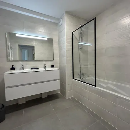 Apartment Sea Breeze *