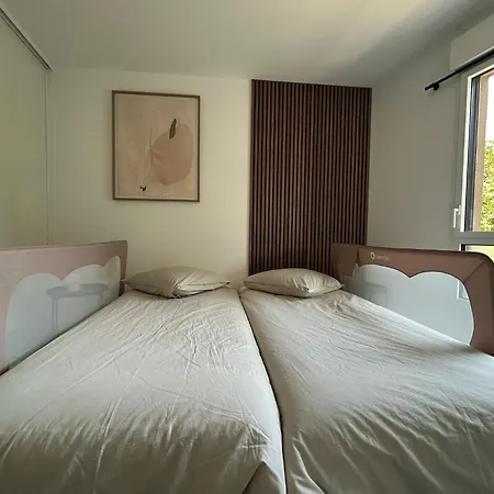 Apartman Sea Breeze By Avecoeur